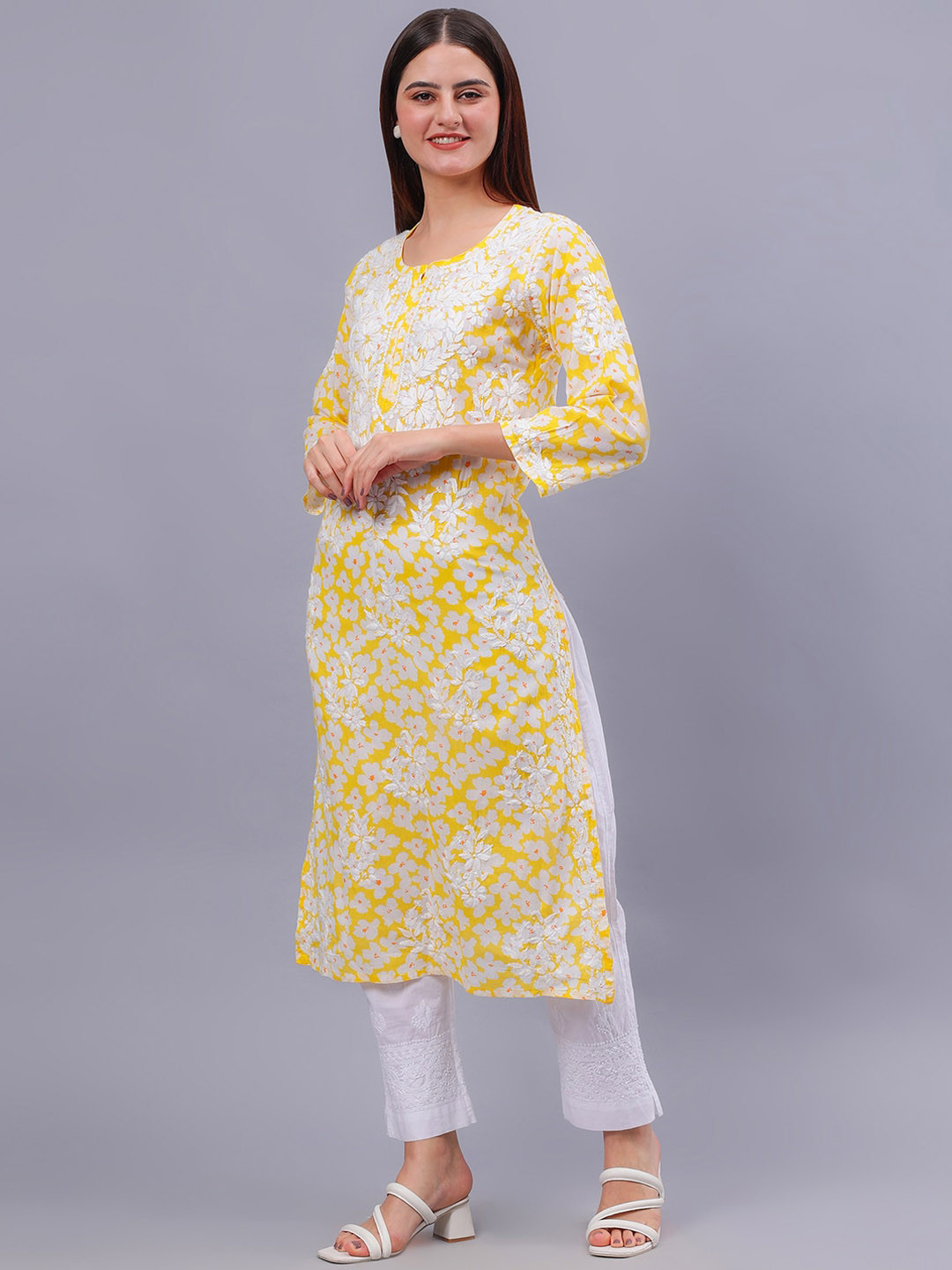 

Seva Chikan Floral Embroidered Lucknowi Chikankari Kurta, Yellow