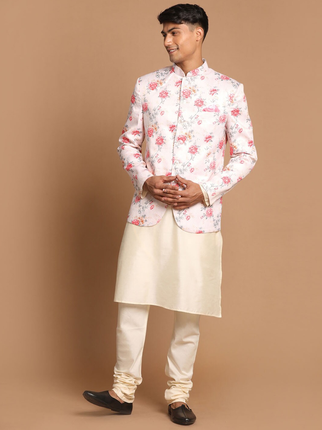 

VASTRAMAY Mandarin Collar Regular Kurta with Churidar, Cream