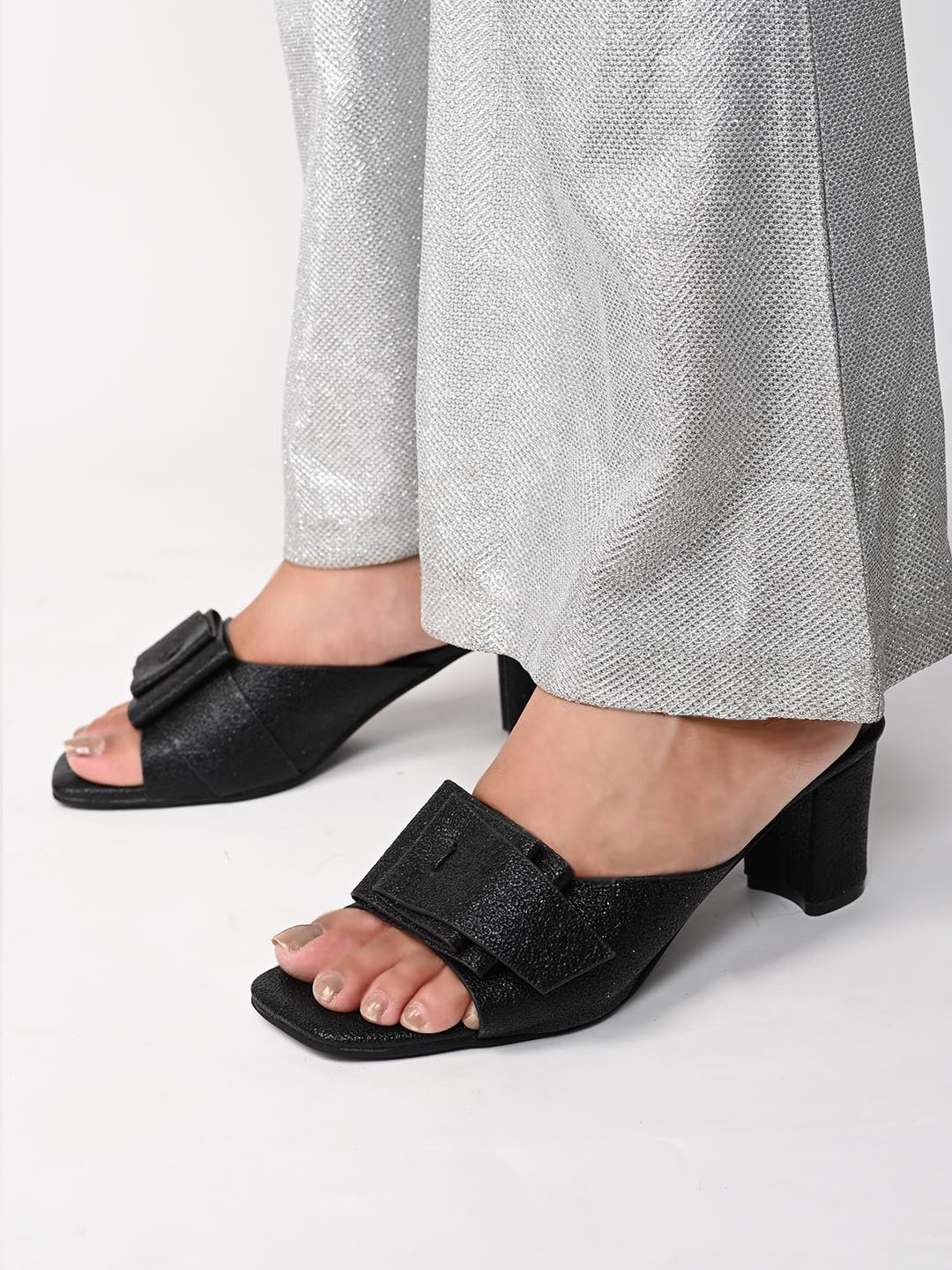 

ALL TABS OPEN Open Toe Block Heel Mule Sandals, Black