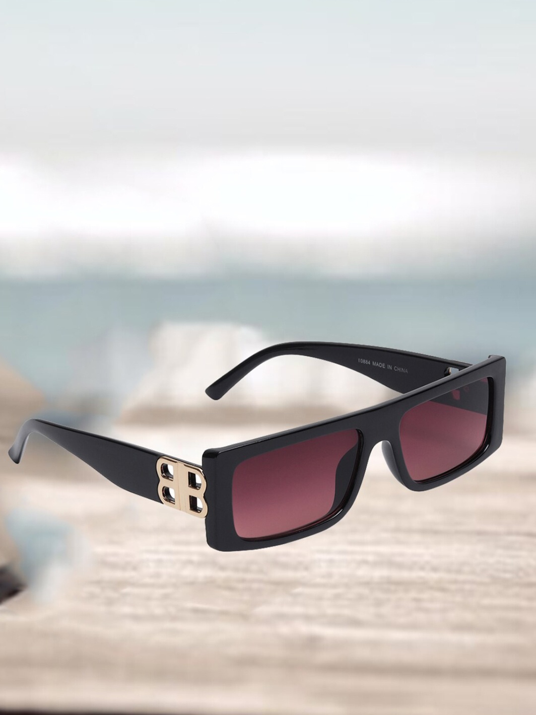 

The Roadster Lifestyle Co Women UV Protected Lens Rectangle Sunglasses RDSG-10884-02, Brown