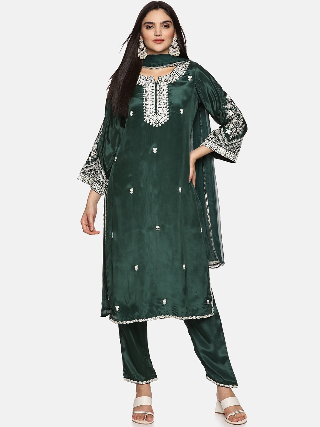 

Palakh Ethnic Motifs Regular Mirror Work Pure Silk Kurta with Trousers & Dupatta, Green