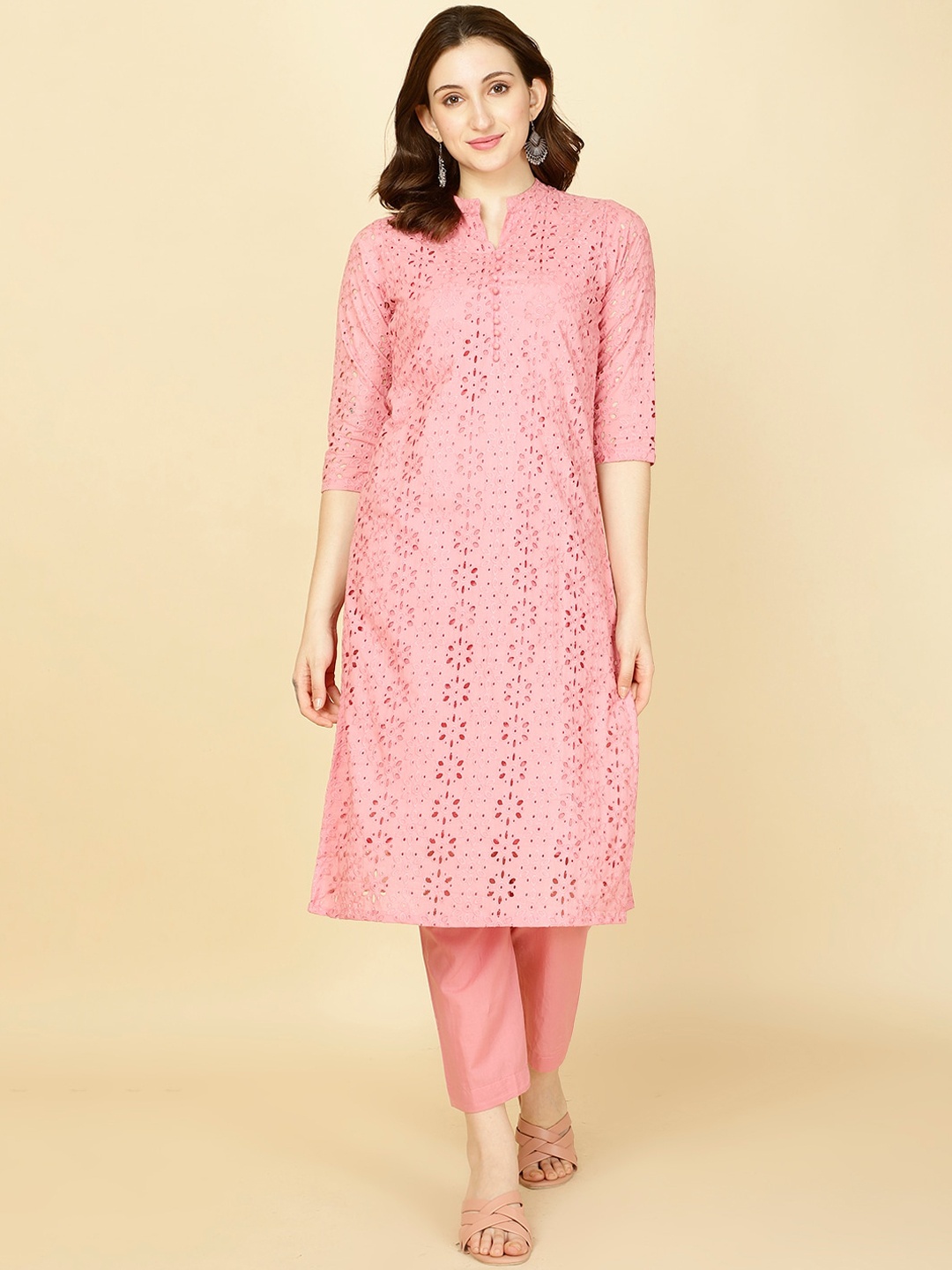 

Meena Bazaar Ethnic Motifs Self Design Mandarin Collar Regular Kurta with Trousers, Pink