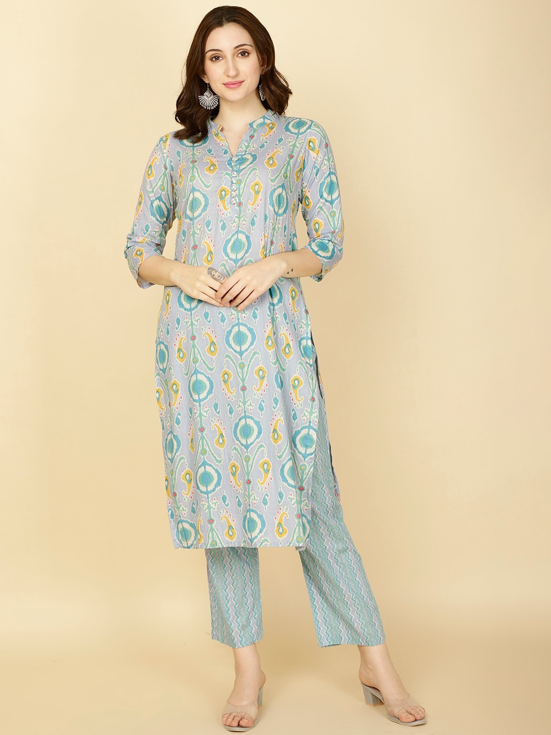 

Meena Bazaar Floral Printed Mandarin Collar Three-Quarter Sleeves Kurta with Trousers, Blue