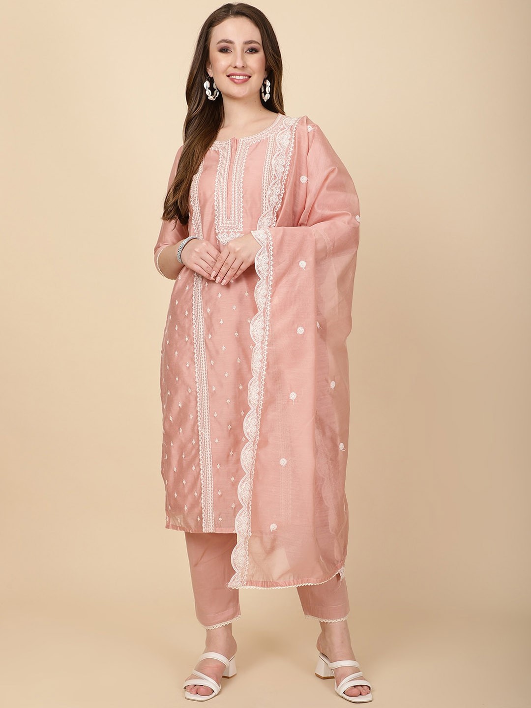 

Meena Bazaar Floral Embroidered Notch Neck Straight Kurta With Trousers & Dupatta, Pink