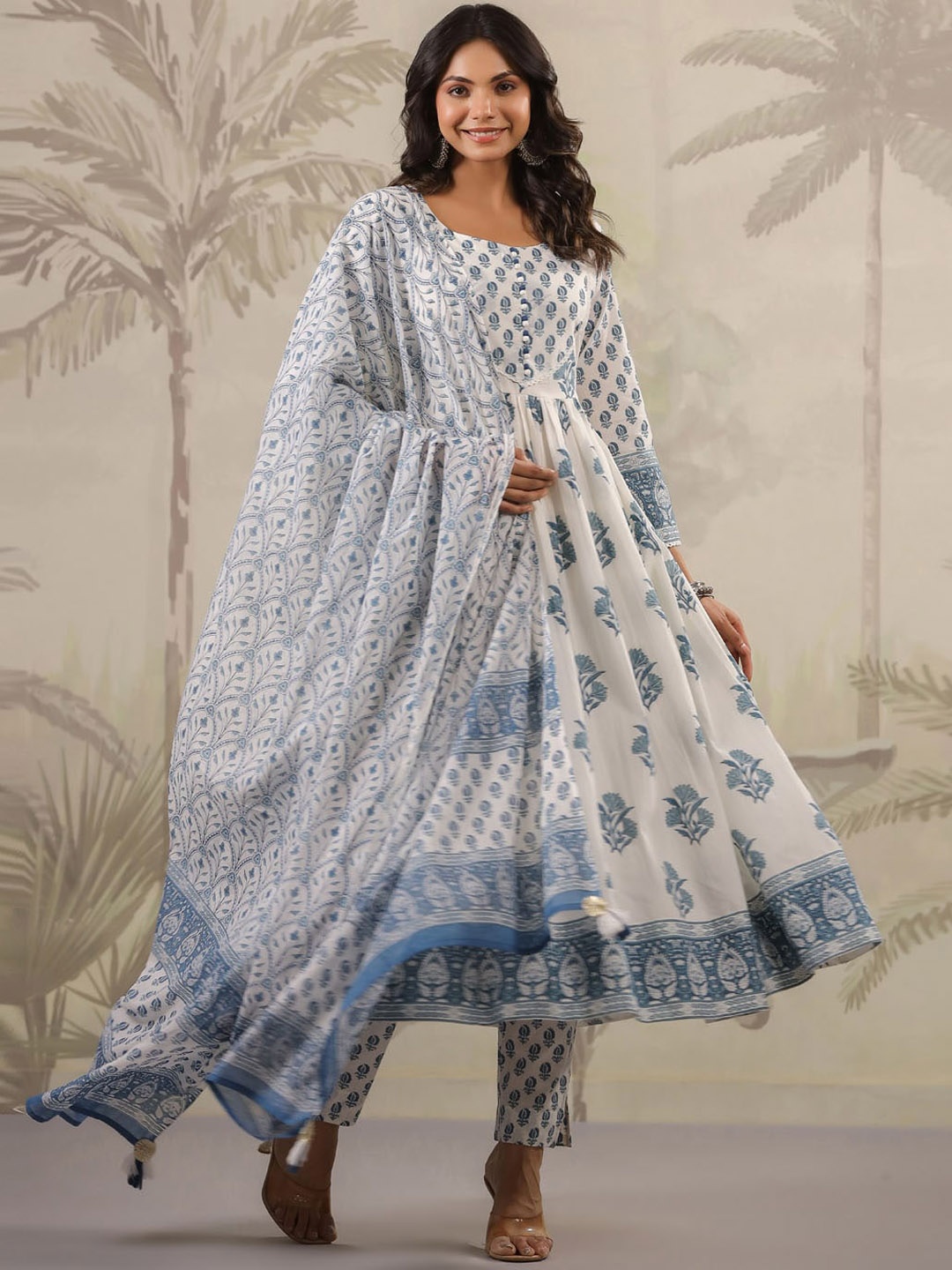 

Meena Bazaar Ethnic Motifs Printed Kurta With Trouser & Dupatta, Cream