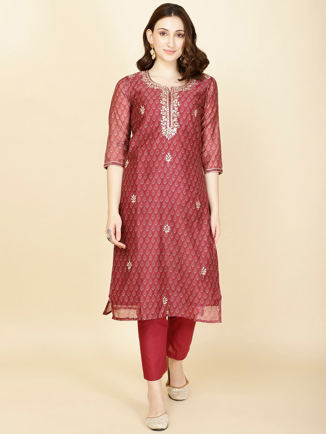 

Meena Bazaar Woven Design Floral Printed Regular Kurta with Trouser, Burgundy