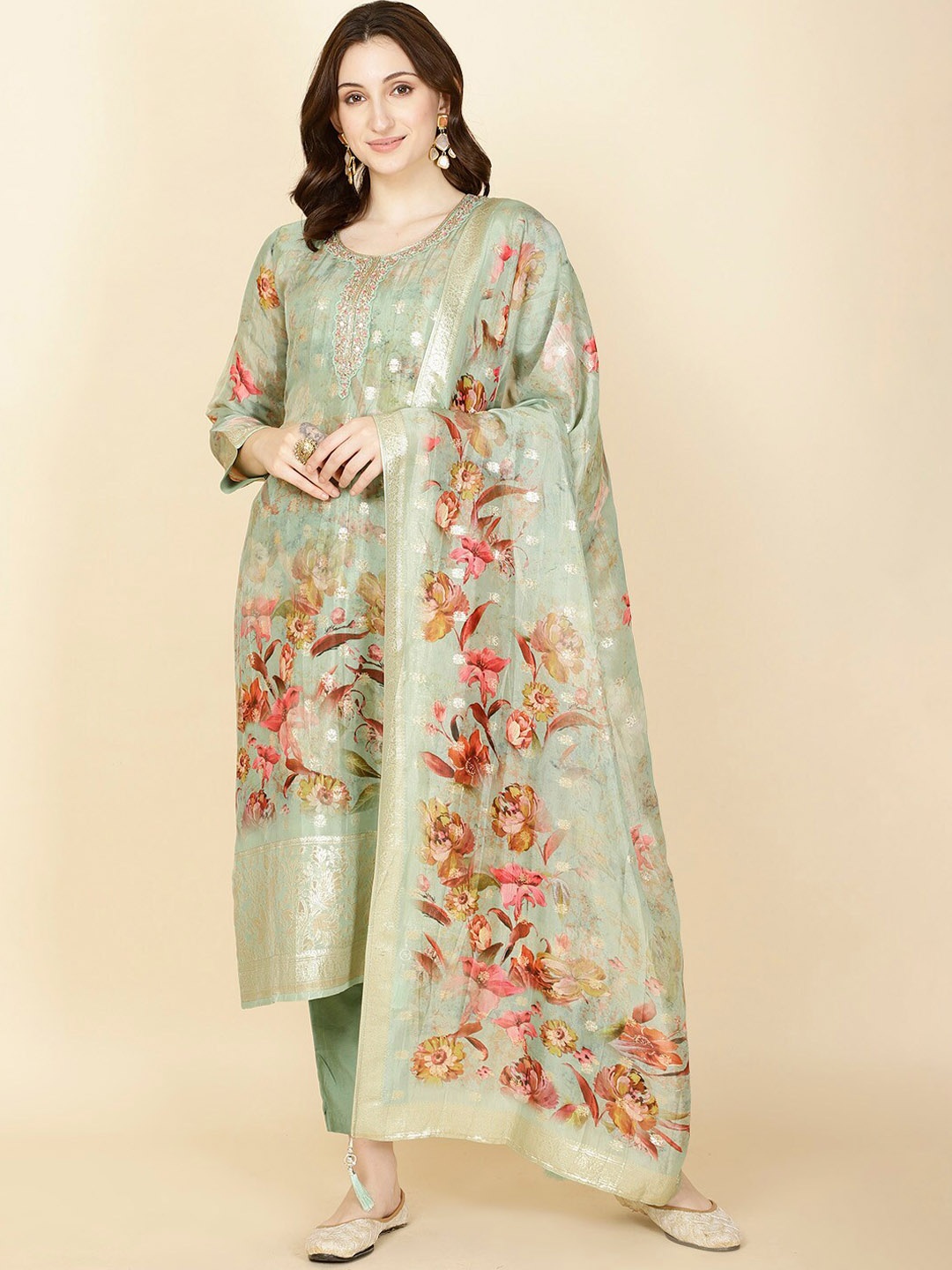 

Meena Bazaar Floral Printed Kurta With Trouser & Dupatta, Sea green