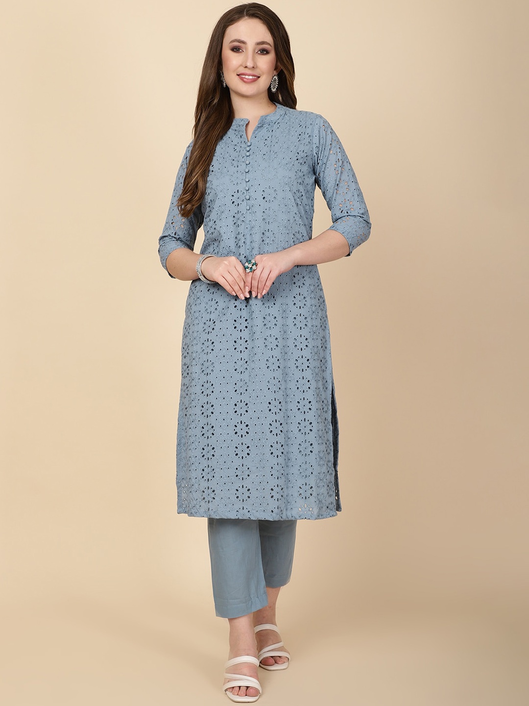

Meena Bazaar Ethnic Motifs Embroidered Kurta With Trouser, Blue