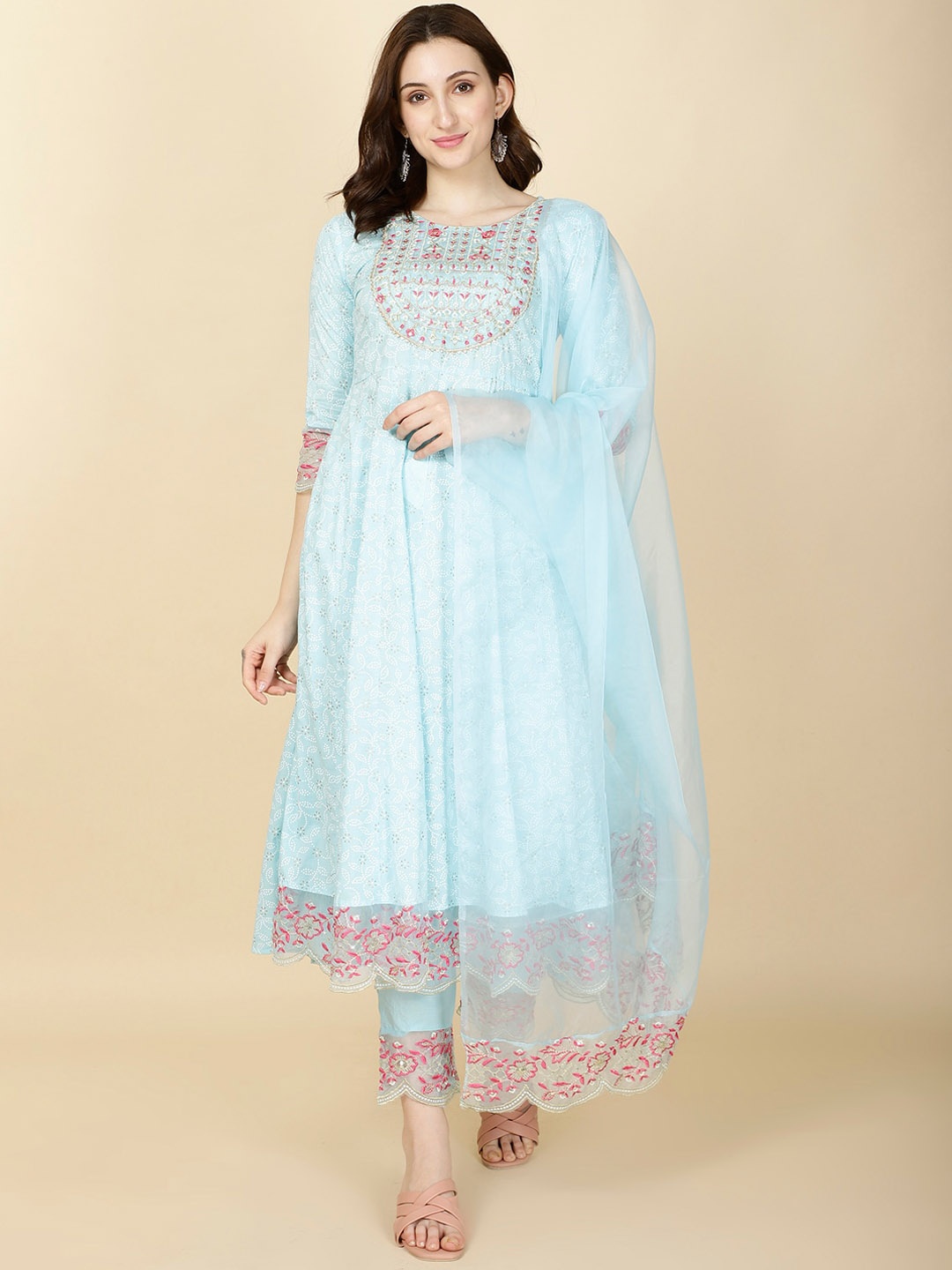

Meena Bazaar Floral Printed Round Neck Three-Quarter Sleeves Kurta Set, Blue