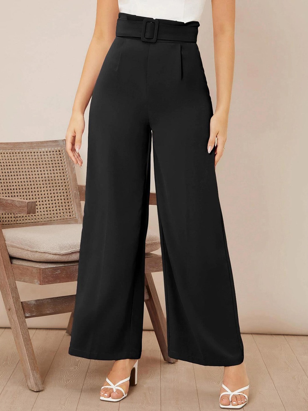 

CURVE BY KOTTY BIZwear Women Relaxed Straight Leg High-Rise Easy Wash Pleated Trouser, Black