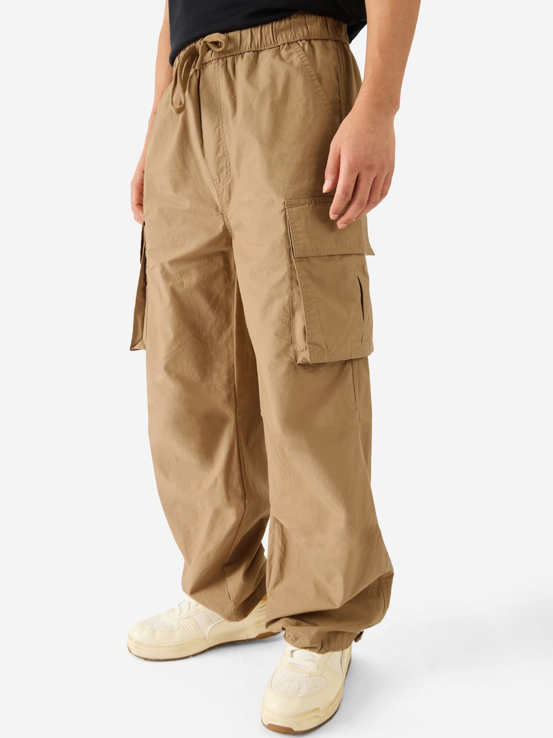 

The Souled Store Men Loose Fit Mid-Rise Cotton Cargos Trousers, Tan