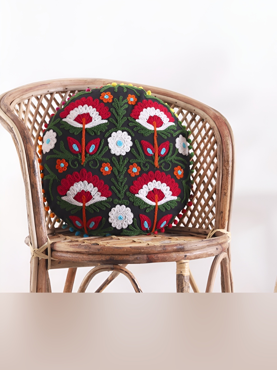 

HANDICRAFT PALACE Black & Green Embroidered Round Cushion Covers