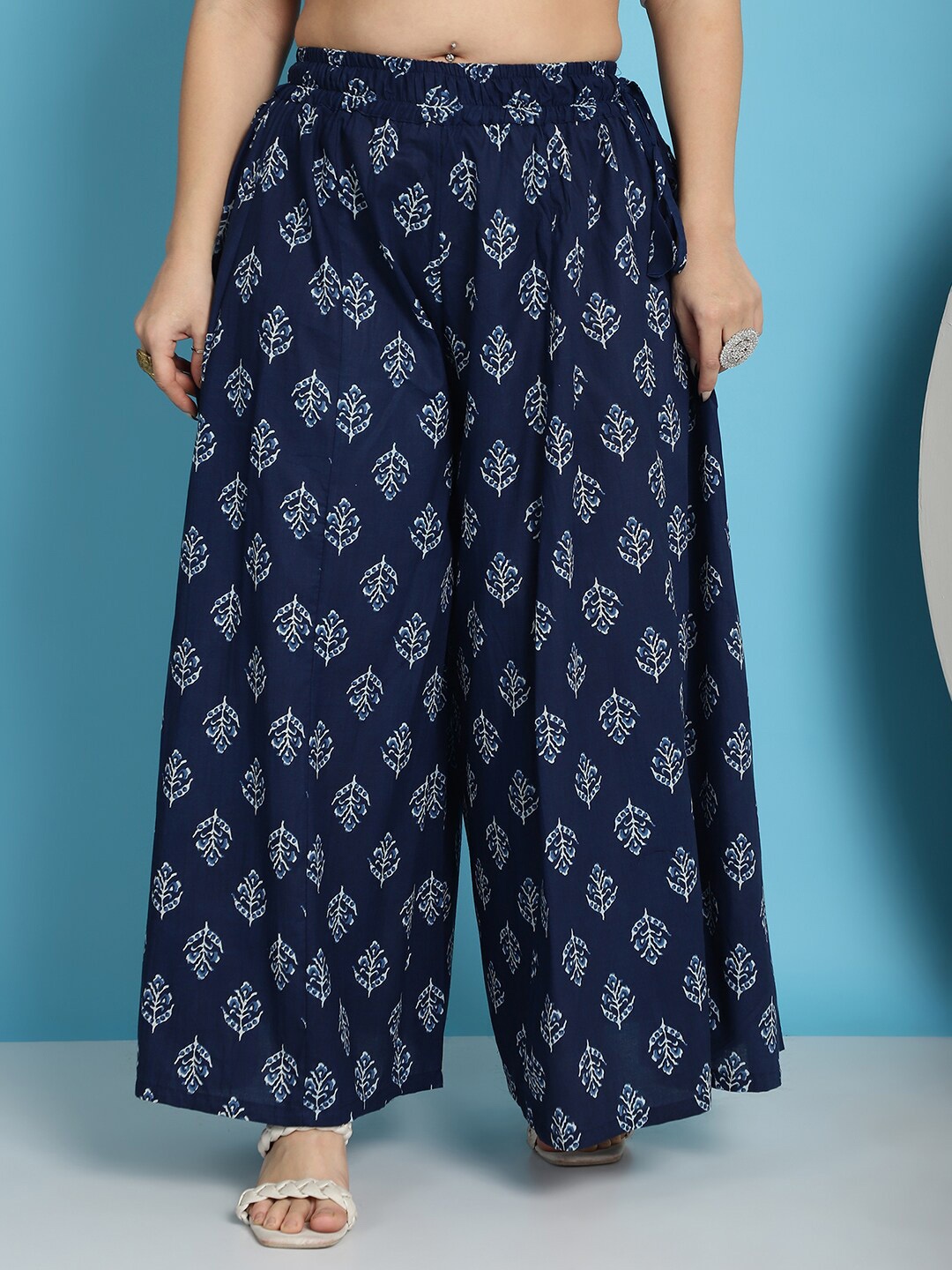 

TAG 7 PLUS Ethnic Motifs Printed Flared Pure Cotton Palazzo, Navy blue