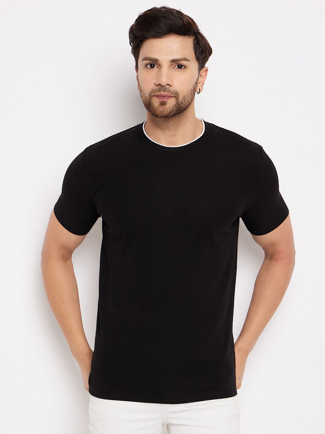 

WILD WEST Textured Round Neck Short Sleeves Regular Fit T-shirt, Black
