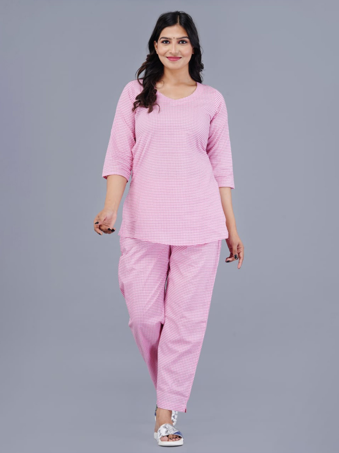 

KALINI Checked V-Neck Pure Cotton Night suit, Pink