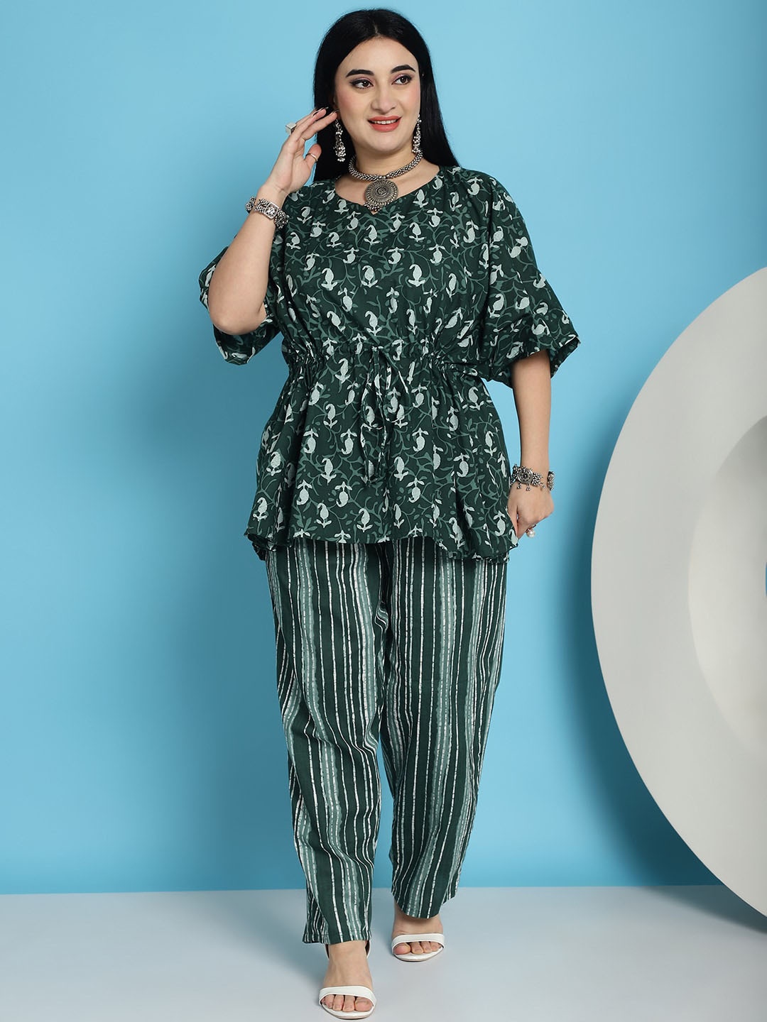 

TAG 7 Paisley Printed Regular Pure Cotton Kaftan Kurti with Trousers, Green