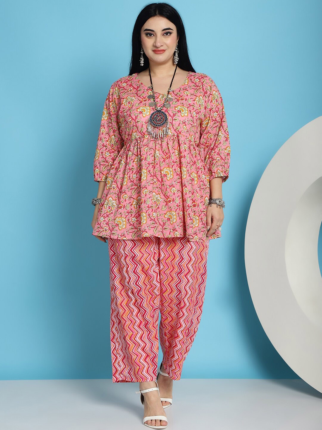 

TAG 7 Floral Printed Regular A-Line Pure Cotton Kurti with Trousers, Pink