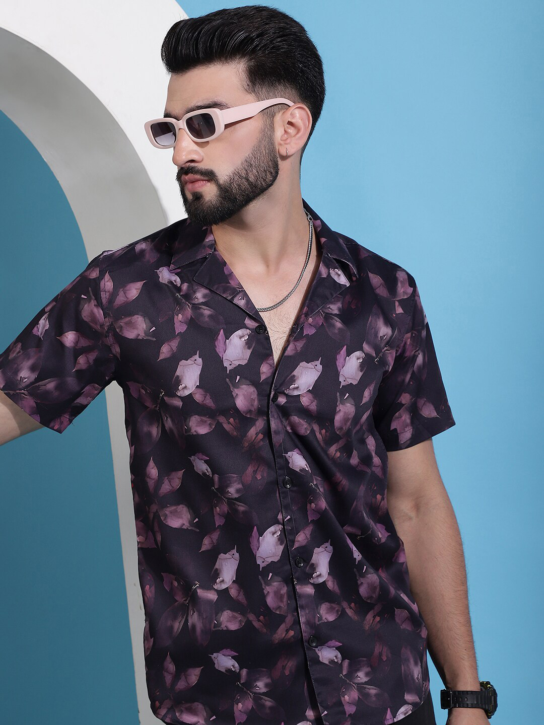 

Indian Needle Classic Floral Printed Spread Collar Short Sleeves Cotton Casual Shirt, Purple