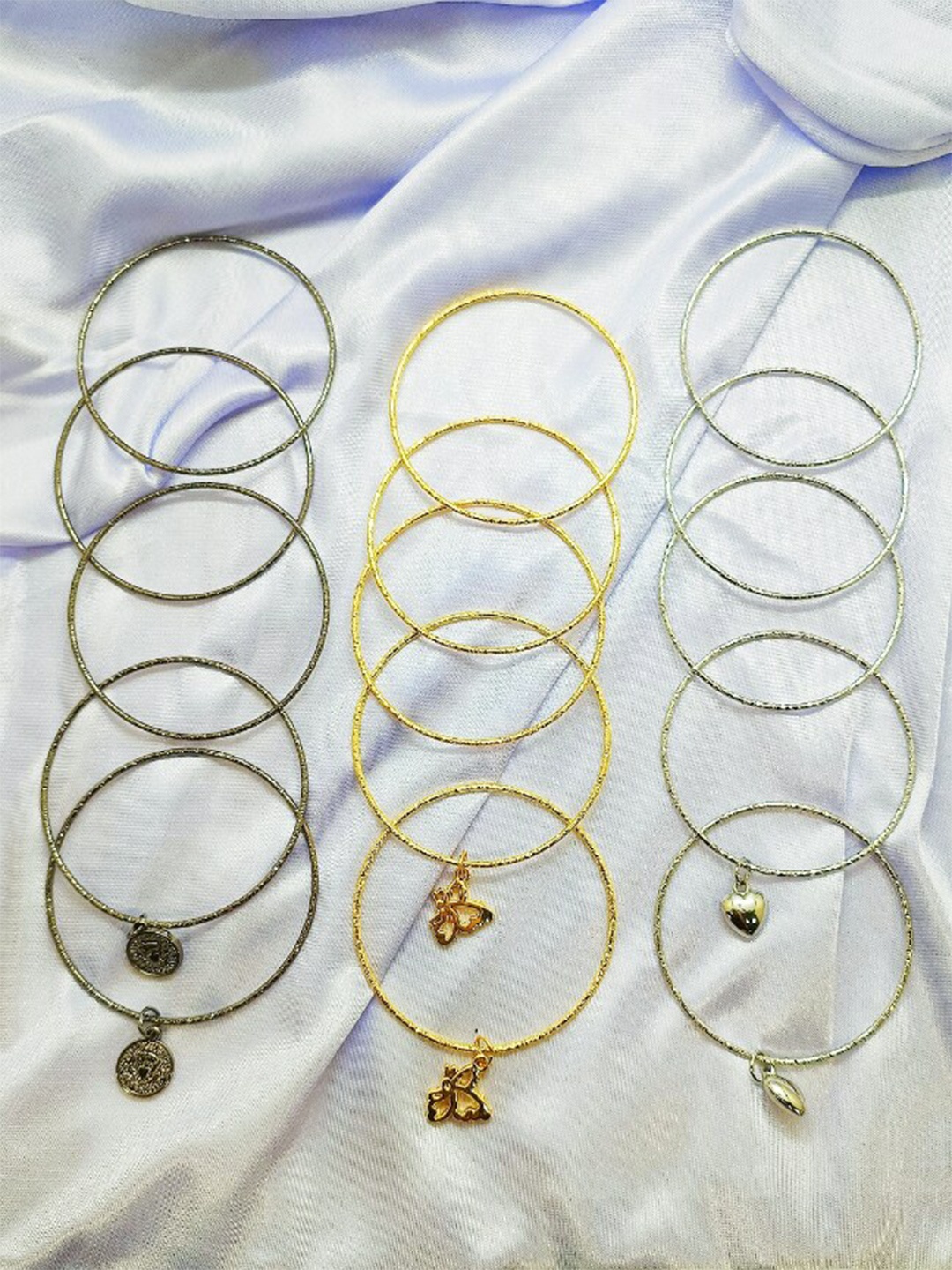 

FEMMIBELLA Pack Of 3 Gold-Plated Charm Bracelet