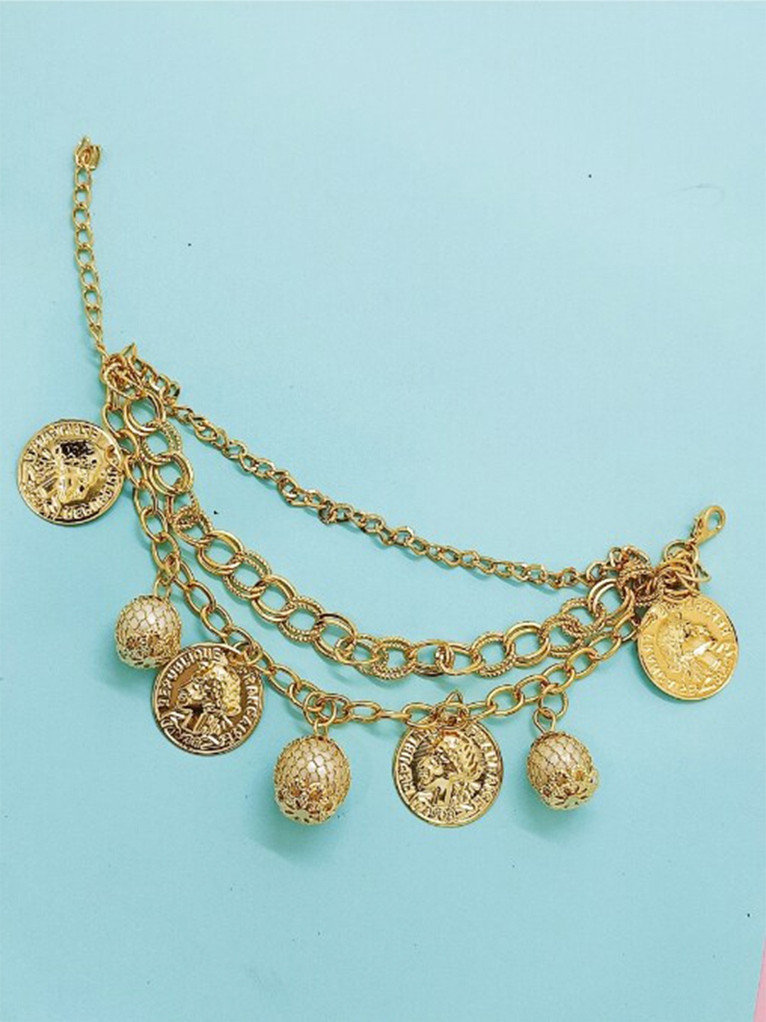 

FEMMIBELLA Gold-Plated Charm Bracelet