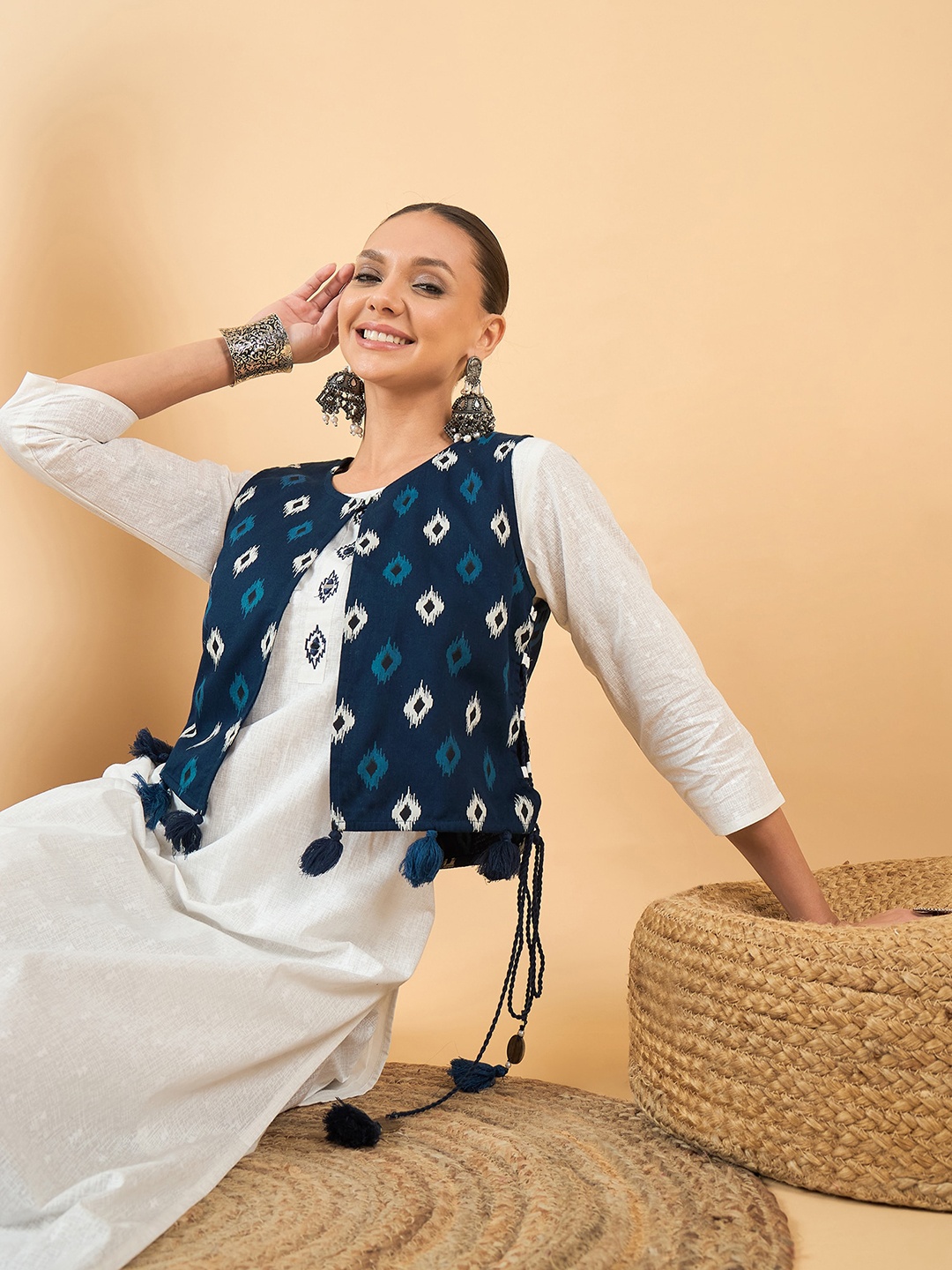 

Anouk Off White Ethnic Motifs Printed Regular Pure Cotton Kurta with Trousers