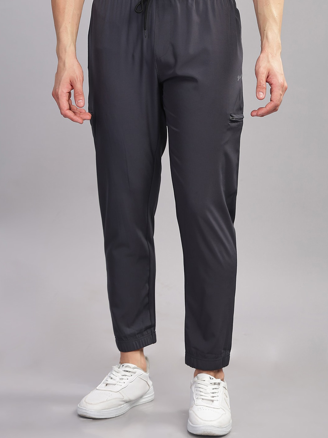 

BLUE TYGA Men Travel Joggers With Aerotrek, Grey