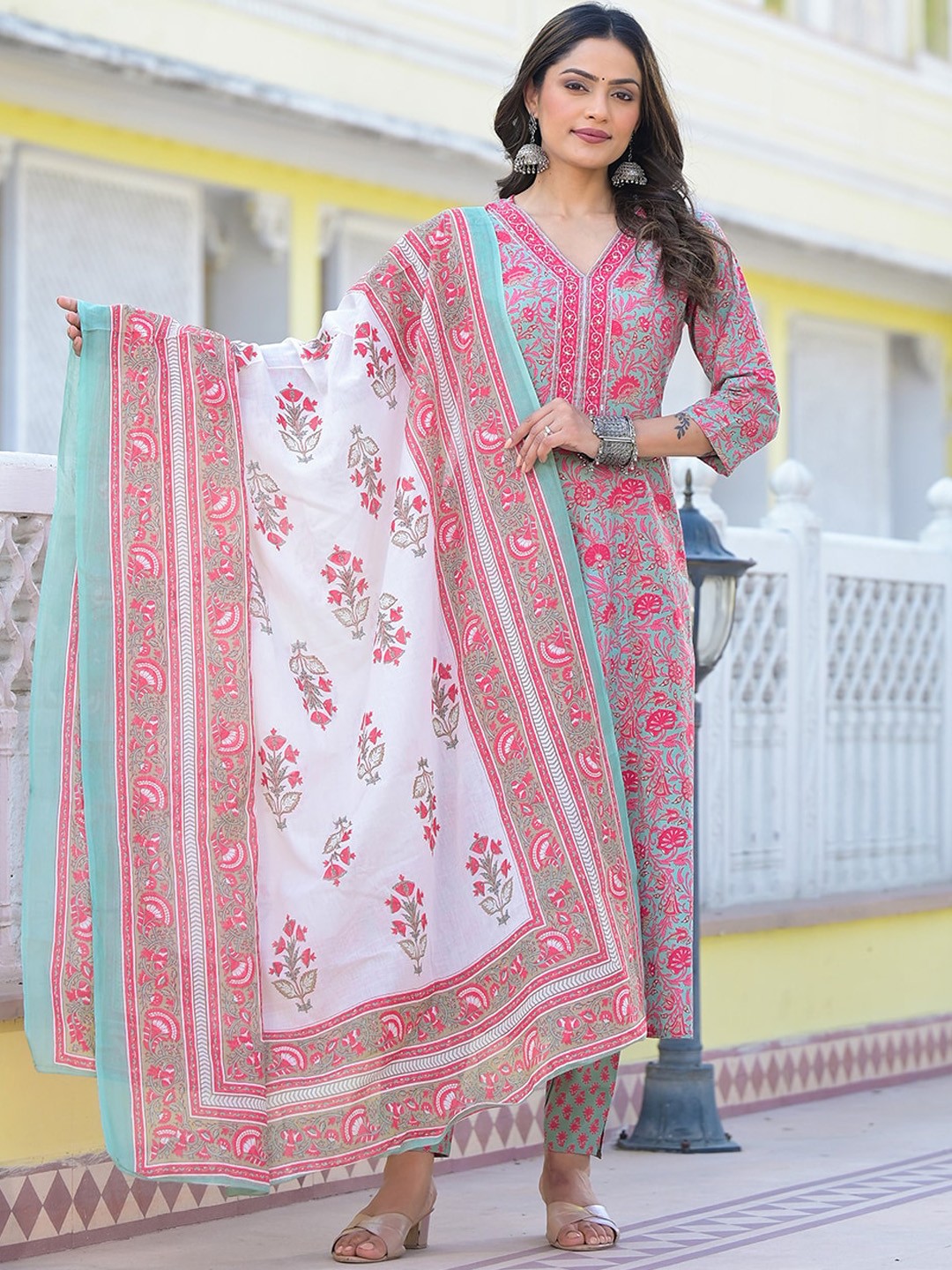 

Yufta Green Floral Printed Zari Pure Cotton Straight Kurta With Trousers & Dupatta, Sea green