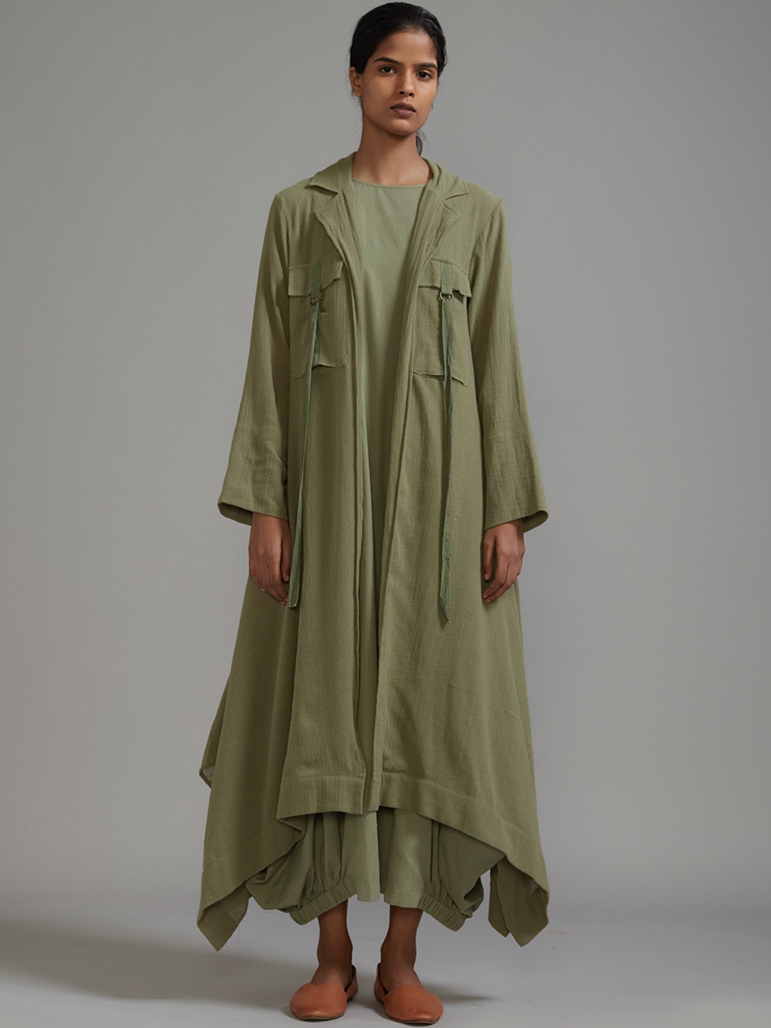 

MATI Women Longline Tailored Jacket, Green