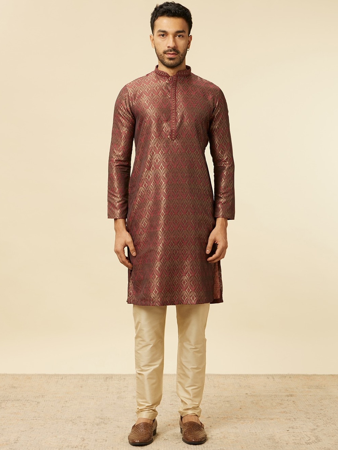 

Manyavar Geometric Woven Design Kurta with Pyjamas, Maroon