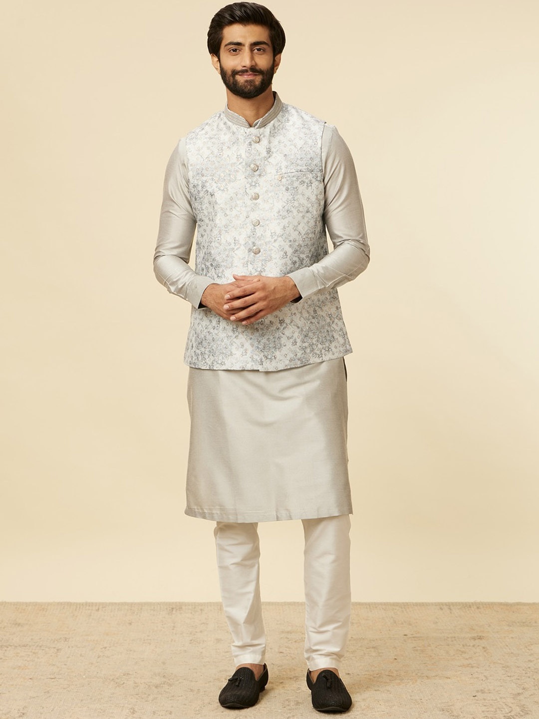 

Manyavar Regular Kurta with Pyjama & Nehru jacket, Grey