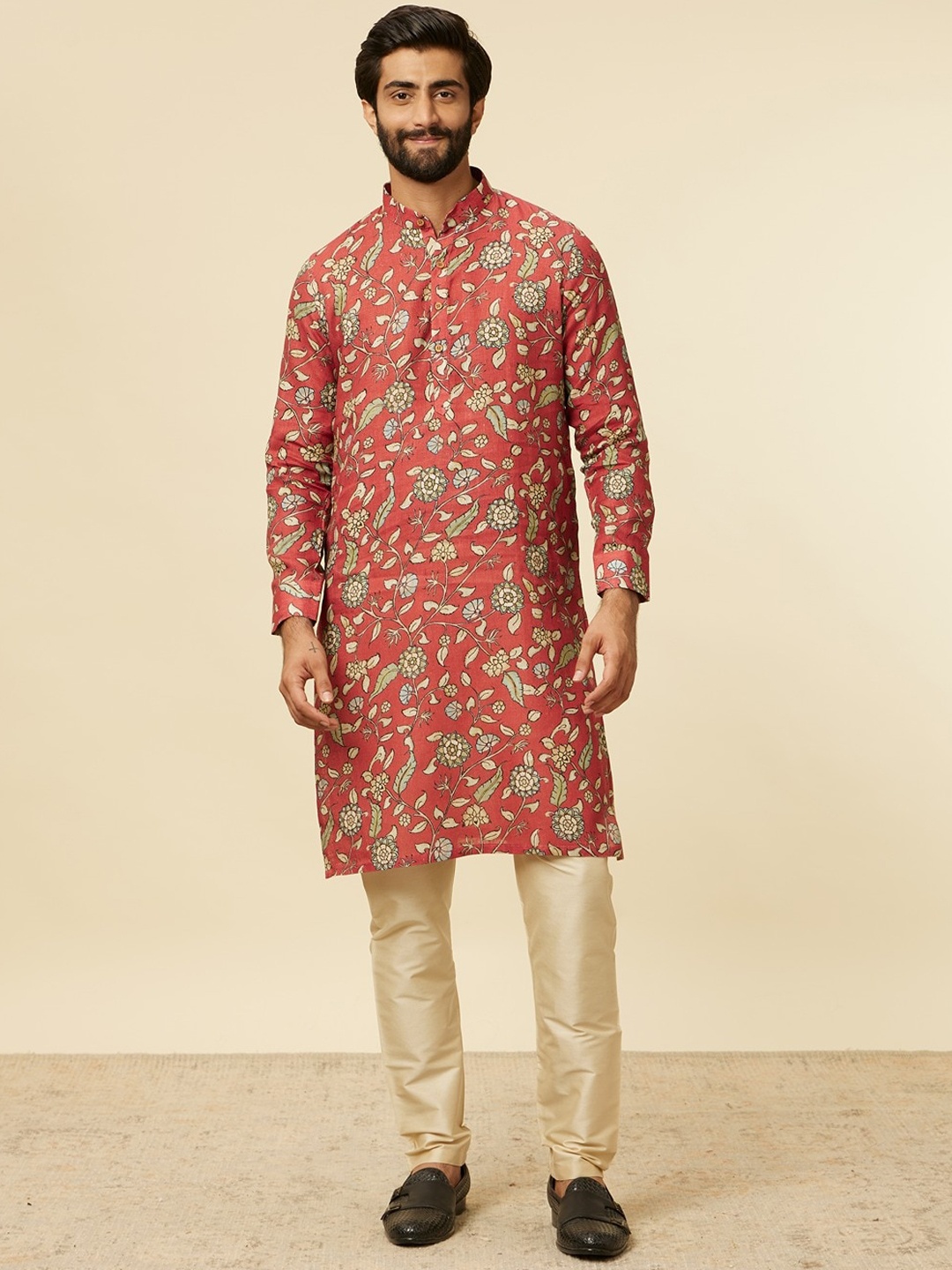 

Manyavar Floral Printed Mandarin Collar Straight Linen Kurta, Rust