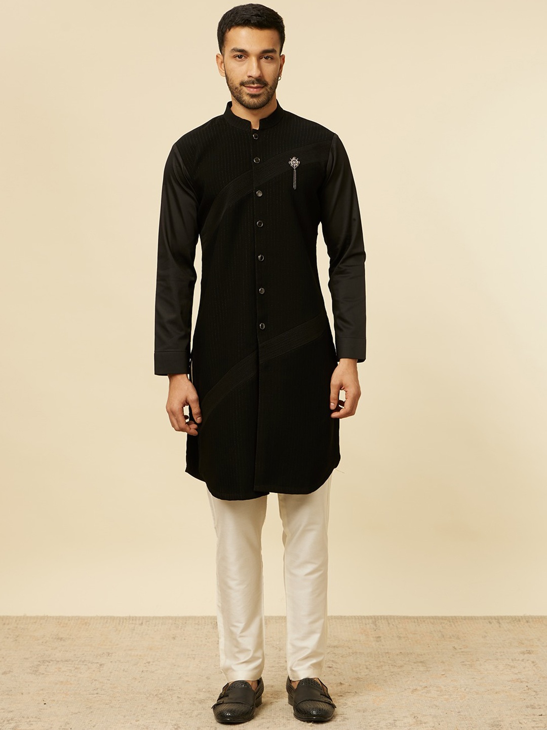 

Manyavar Striped Mandarin Collar Straight Kurta, Black