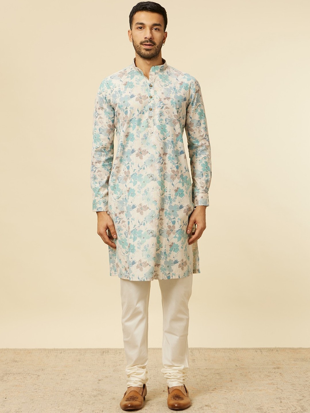 

Manyavar Floral Printed Mandarin Collar Straight Kurta, Green