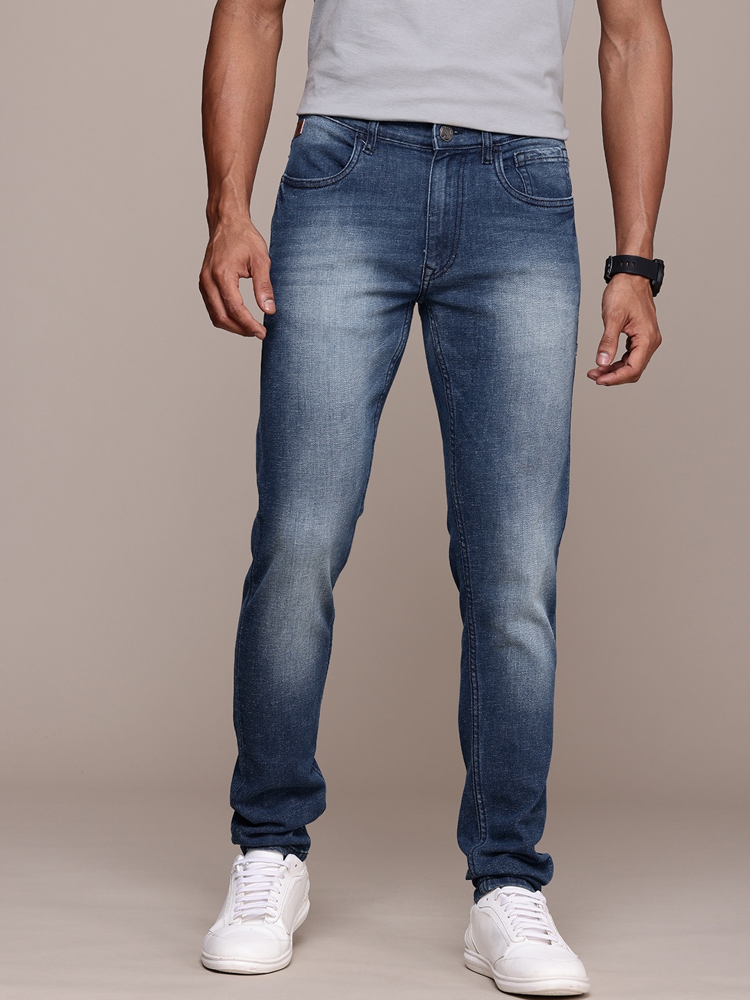 

WROGN Men Skinny Fit Heavy Fade Stretchable Jeans, Blue