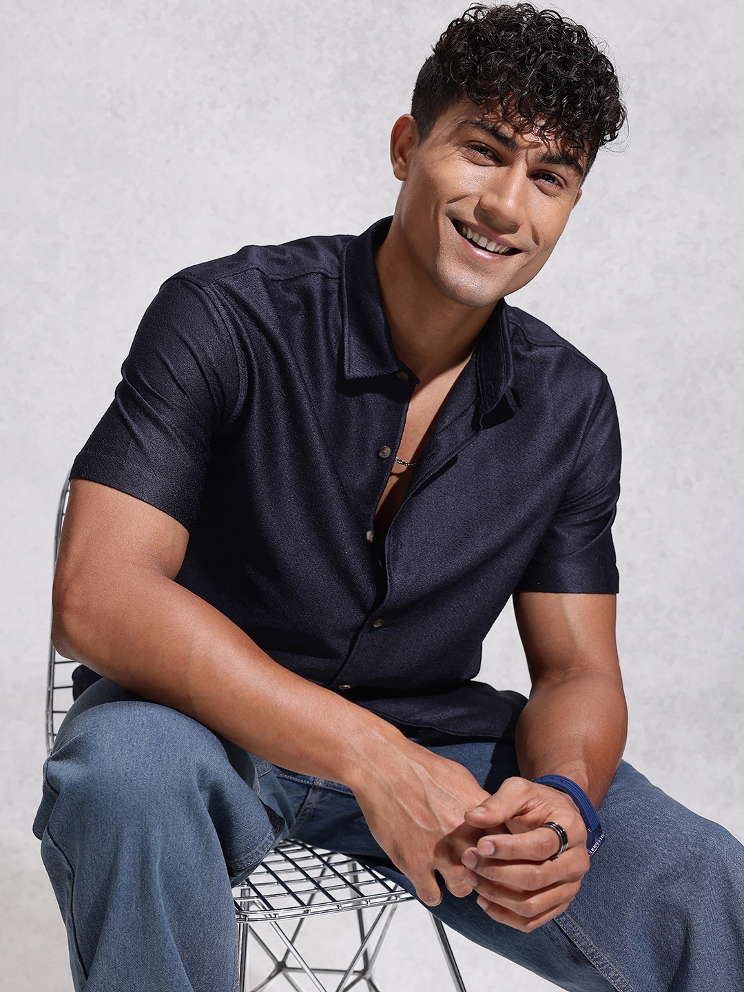 

WROGN Men Solid Casual Shirt, Navy blue