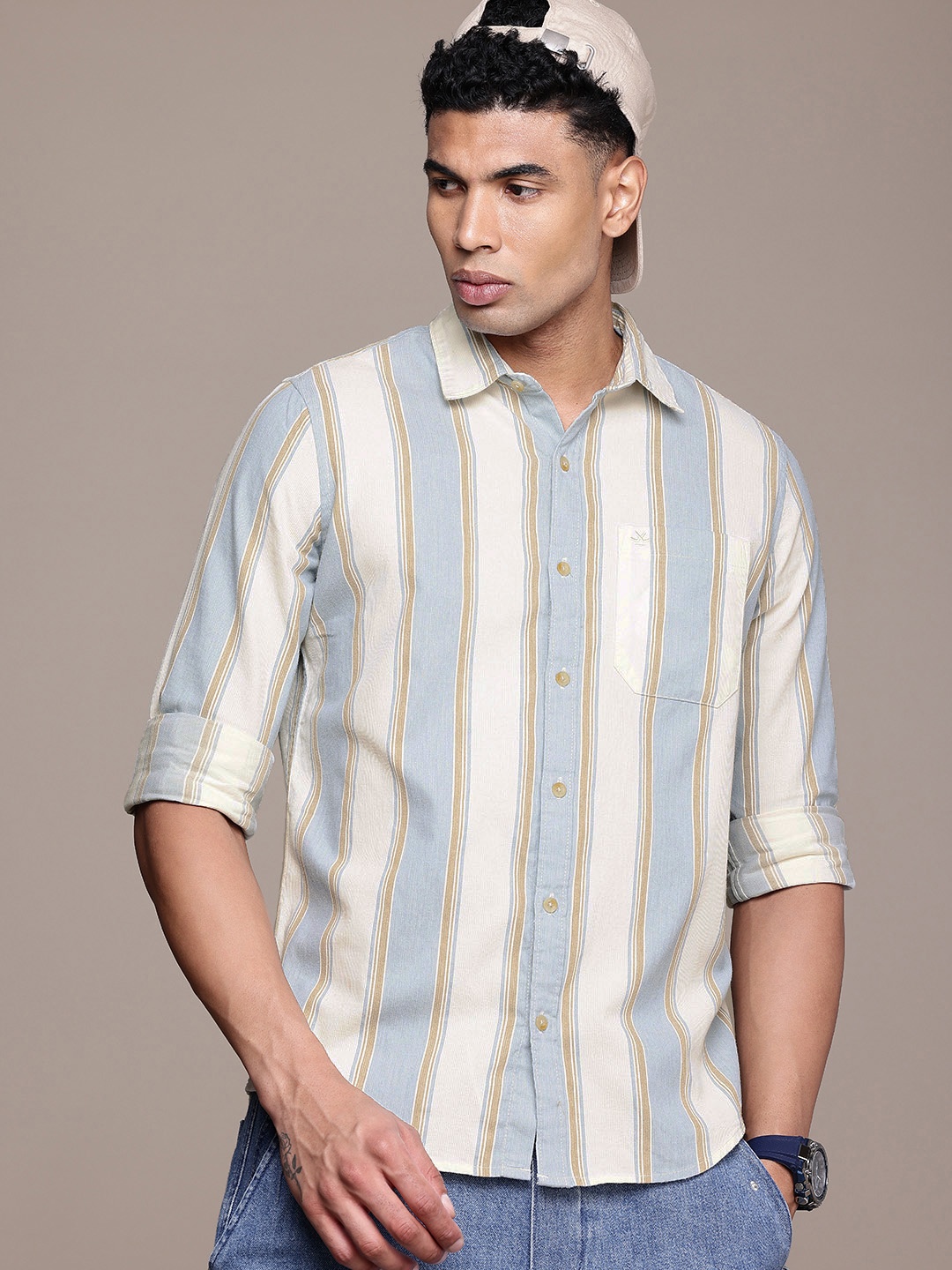 

WROGN Slim Fit Striped Casual Shirt, Off white