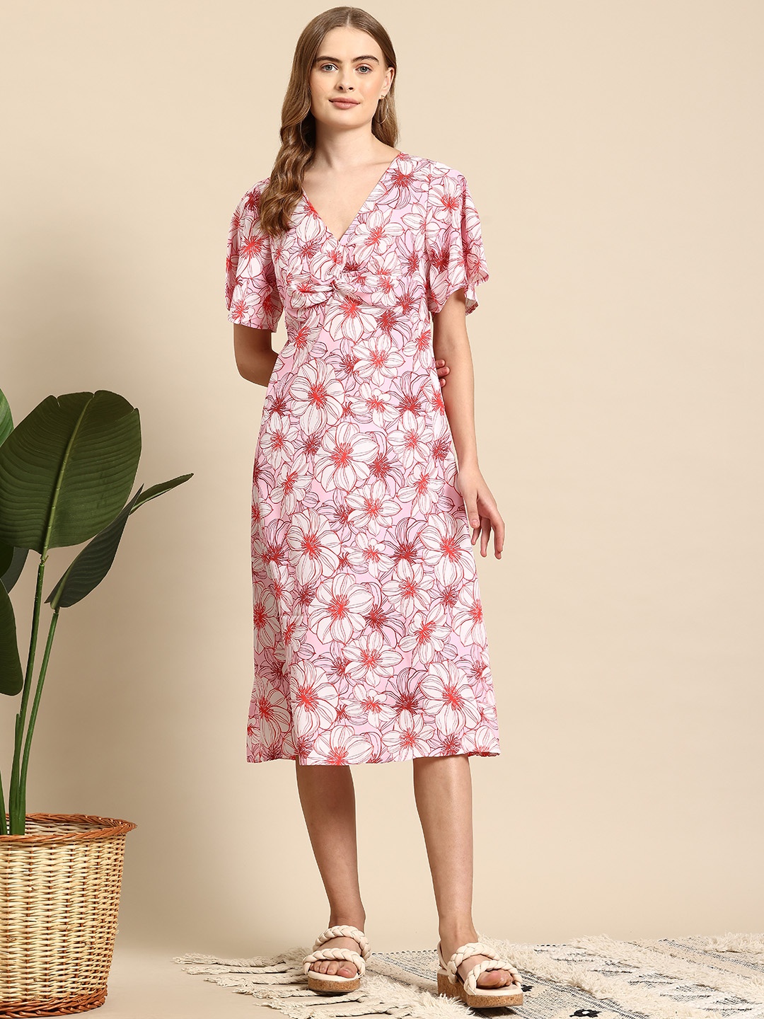 

Mast & Harbour Floral Print Twisted Detail Flared Sleeves A-Line Midi Dress, Pink