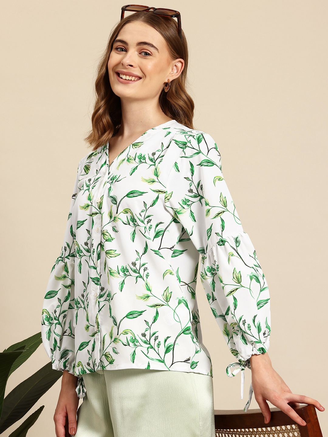 

Mast & Harbour Floral Print Puff Sleeve with Tie-Up Detail Shirt Style Top, Green