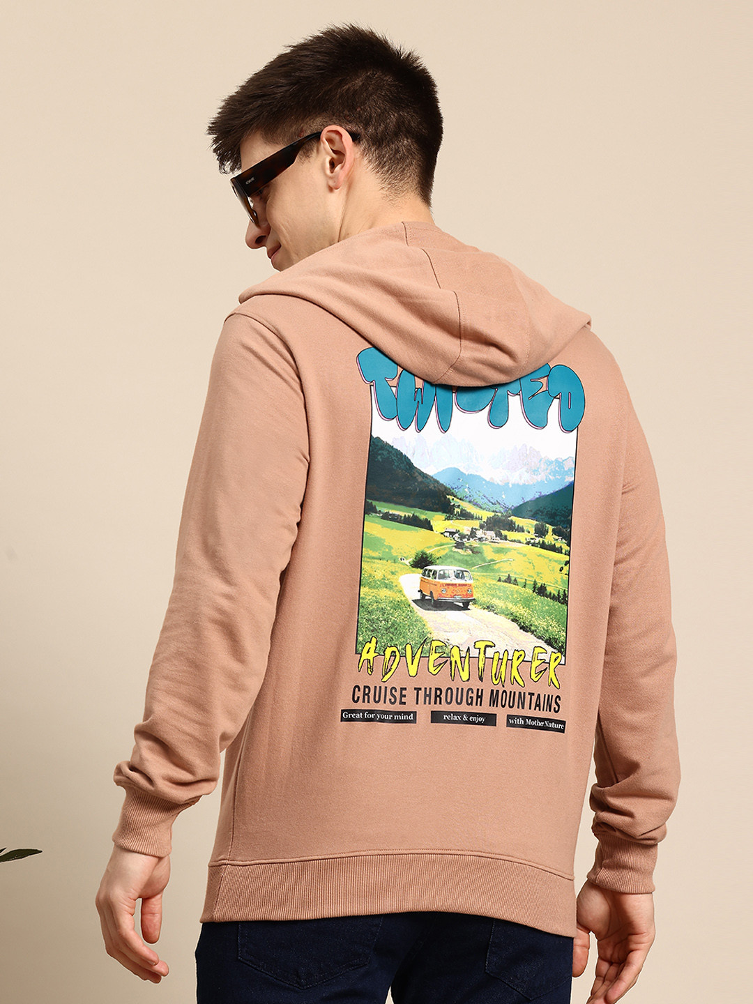 

Mast & Harbour Men Printed Hooded Sweatshirt, Peach