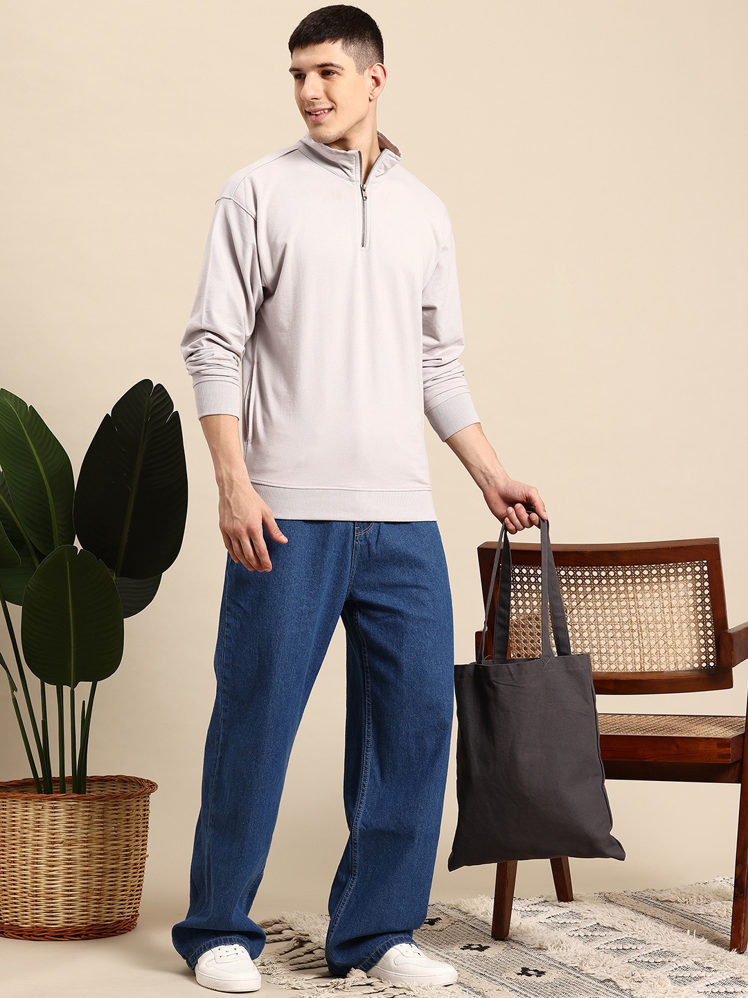 

Mast & Harbour Men Mock Neck Sweatshirt, Grey
