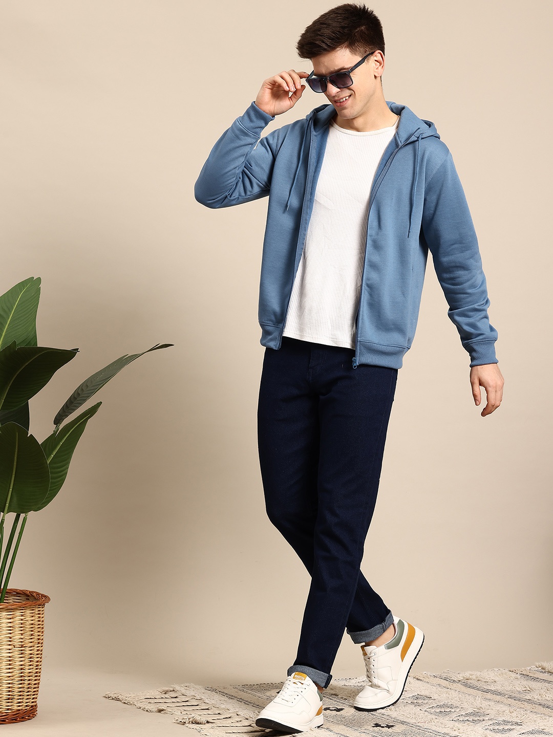

Mast & Harbour Men Hooded Sweatshirt, Blue