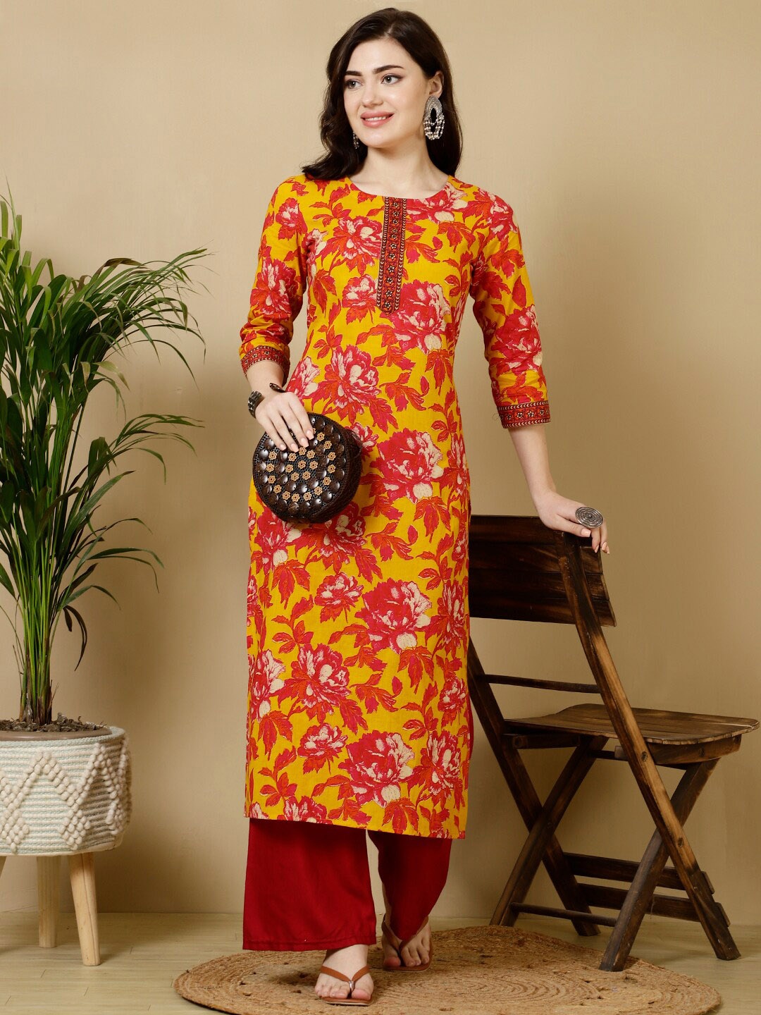 

GULMOHAR JAIPUR Floral Printed Floral Cotton Kurta, Mustard