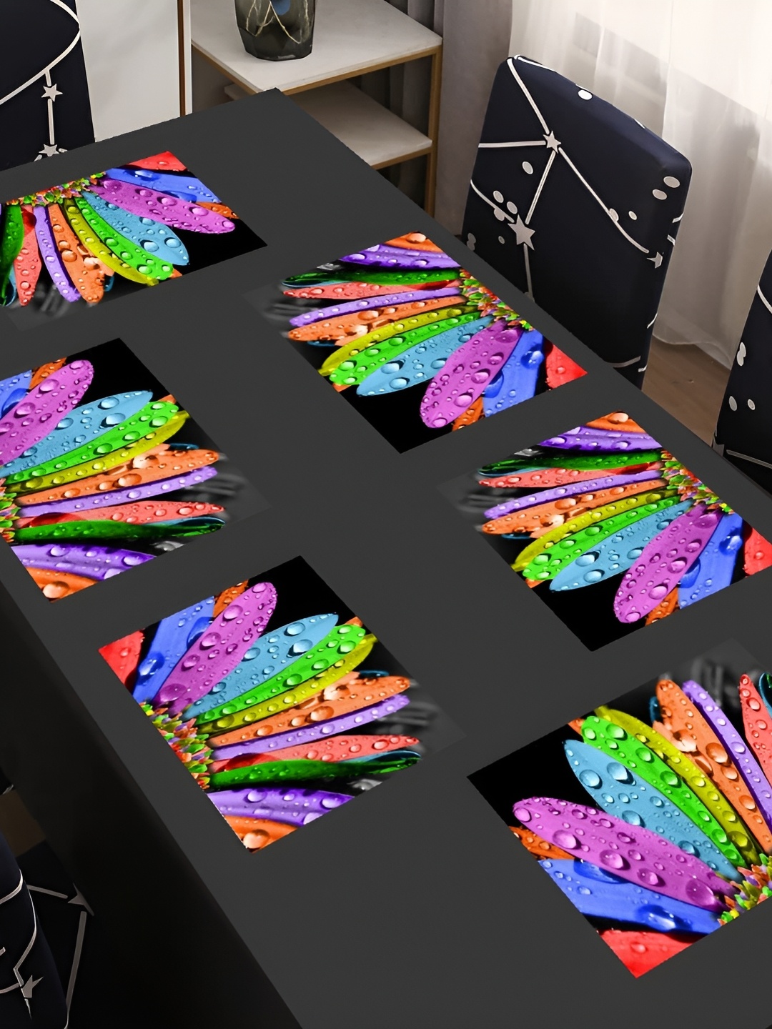 

REVEXO Red & Green 6 Pieces Printed Rectangular Table Placemats