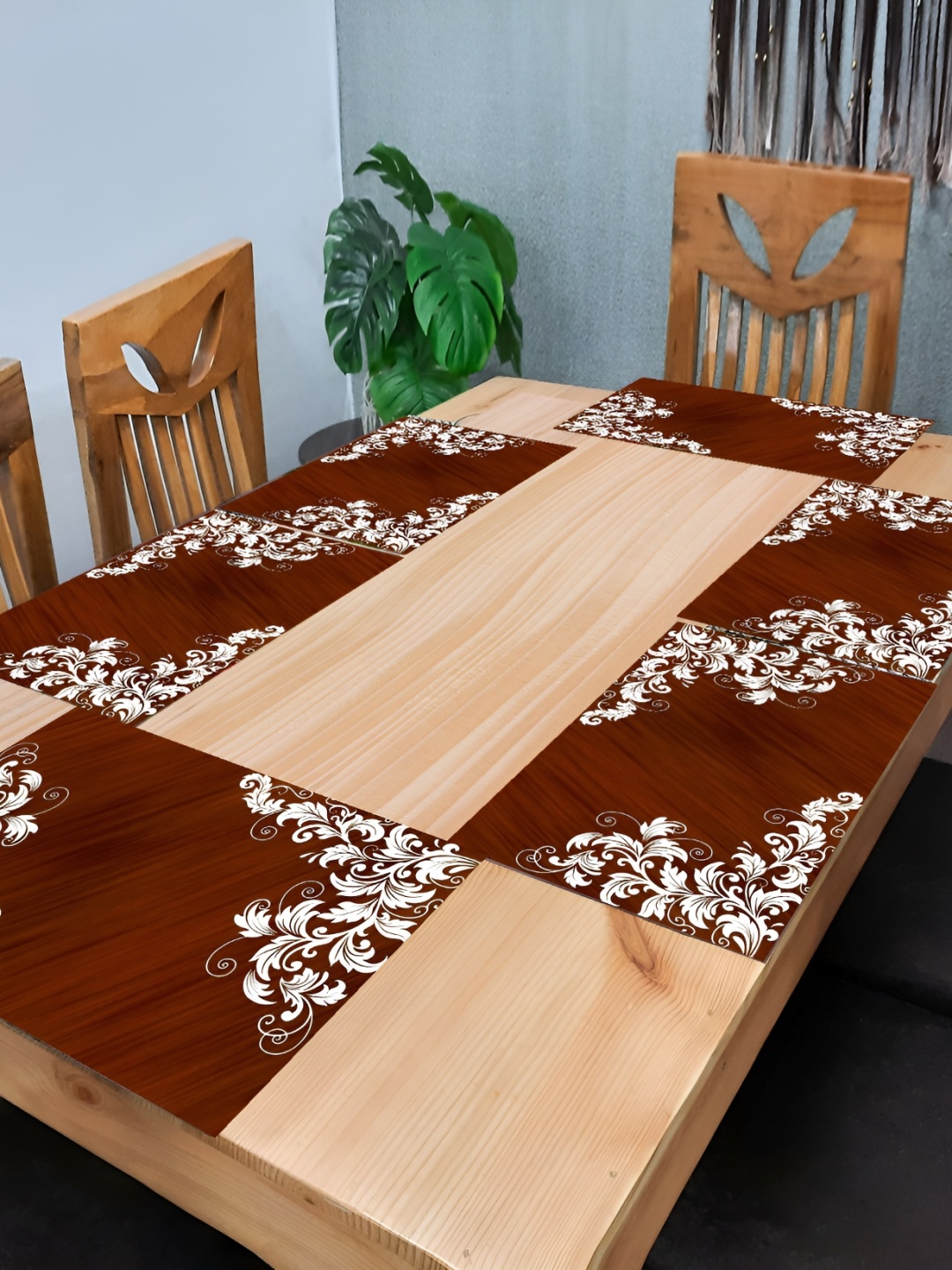 

REVEXO 6 Pieces Maroon Printed Table Placemats