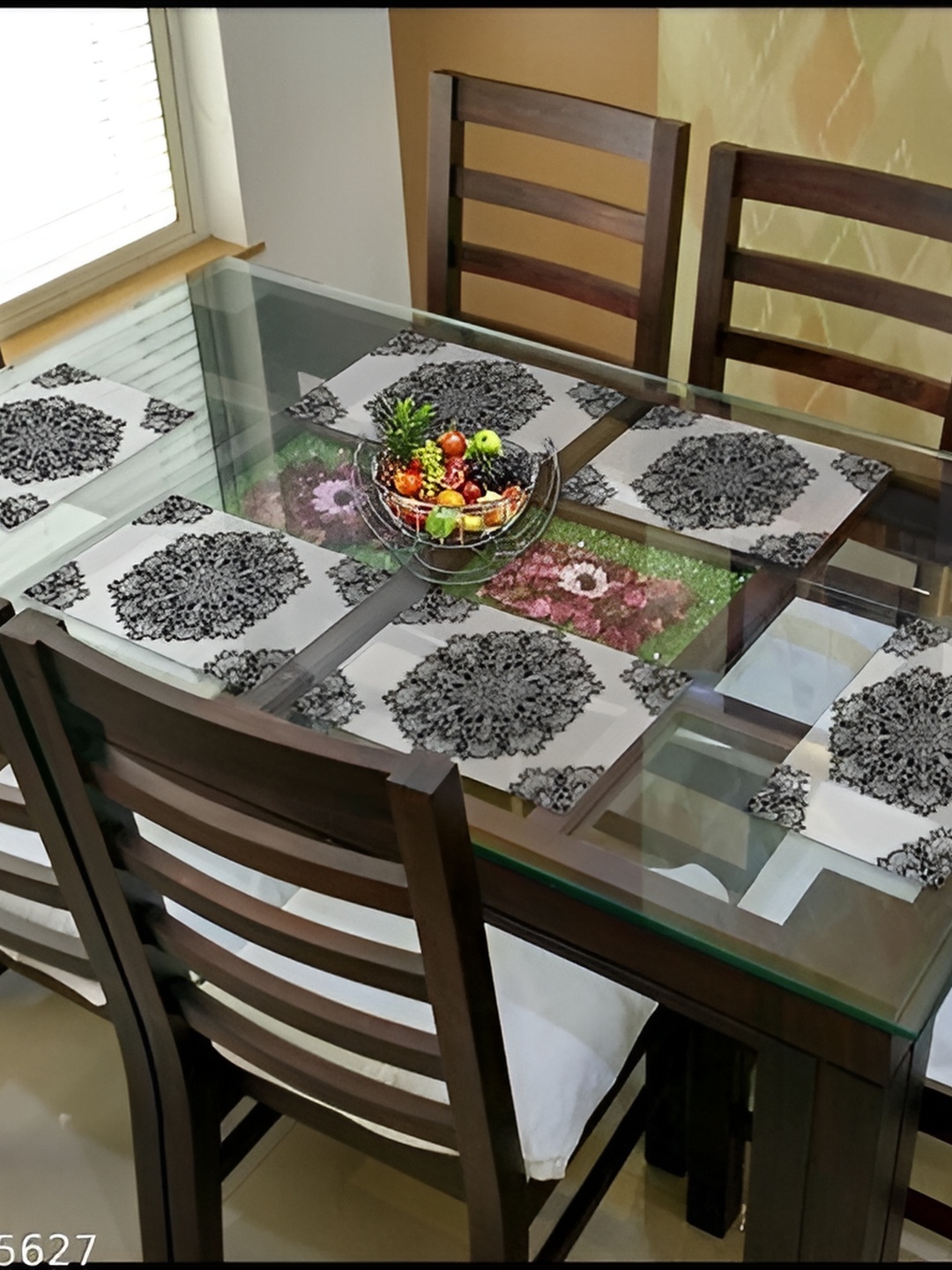 

REVEXO Black & White 6 Pieces Floral Printed Rectangular Table Placemats