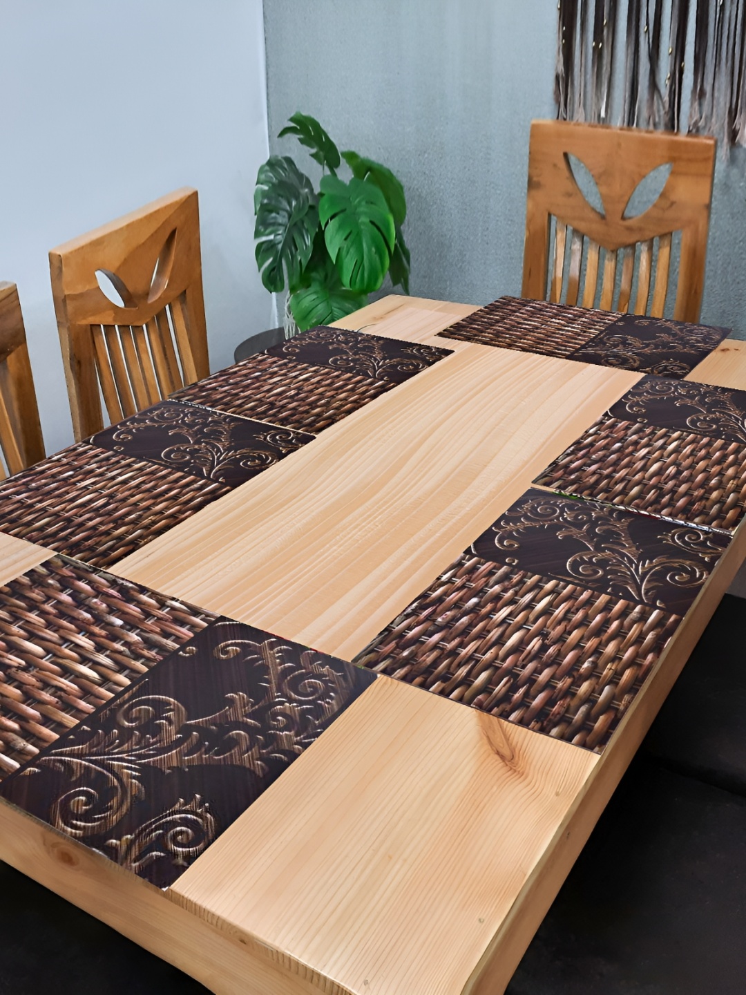

REVEXO Brown 6 Pieces Printed Table Placemats