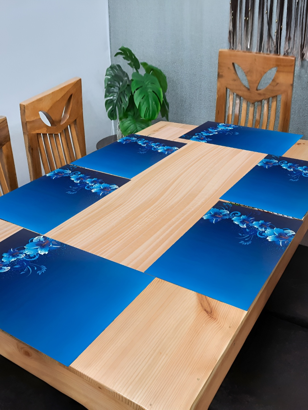 

REVEXO Blue 6 Pieces Printed Table Placemats