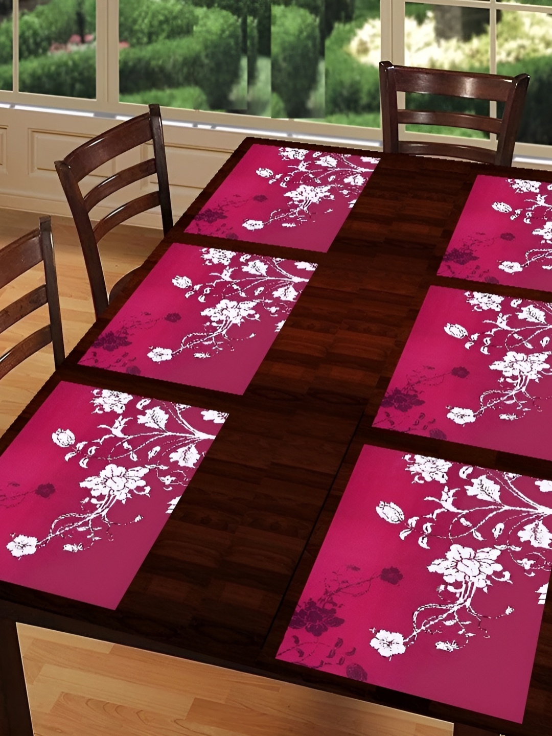 

REVEXO Purple & White 6 Pieces Printed Anti-Slip Table Placemats