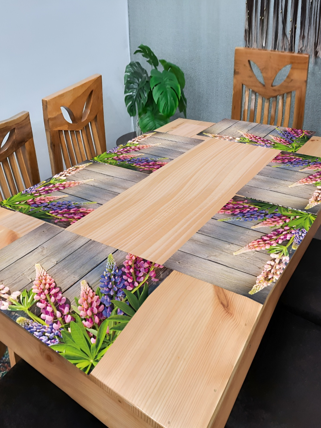 

REVEXO Green & Purple 6 Pieces Printed Anti-Slip Table Placemats