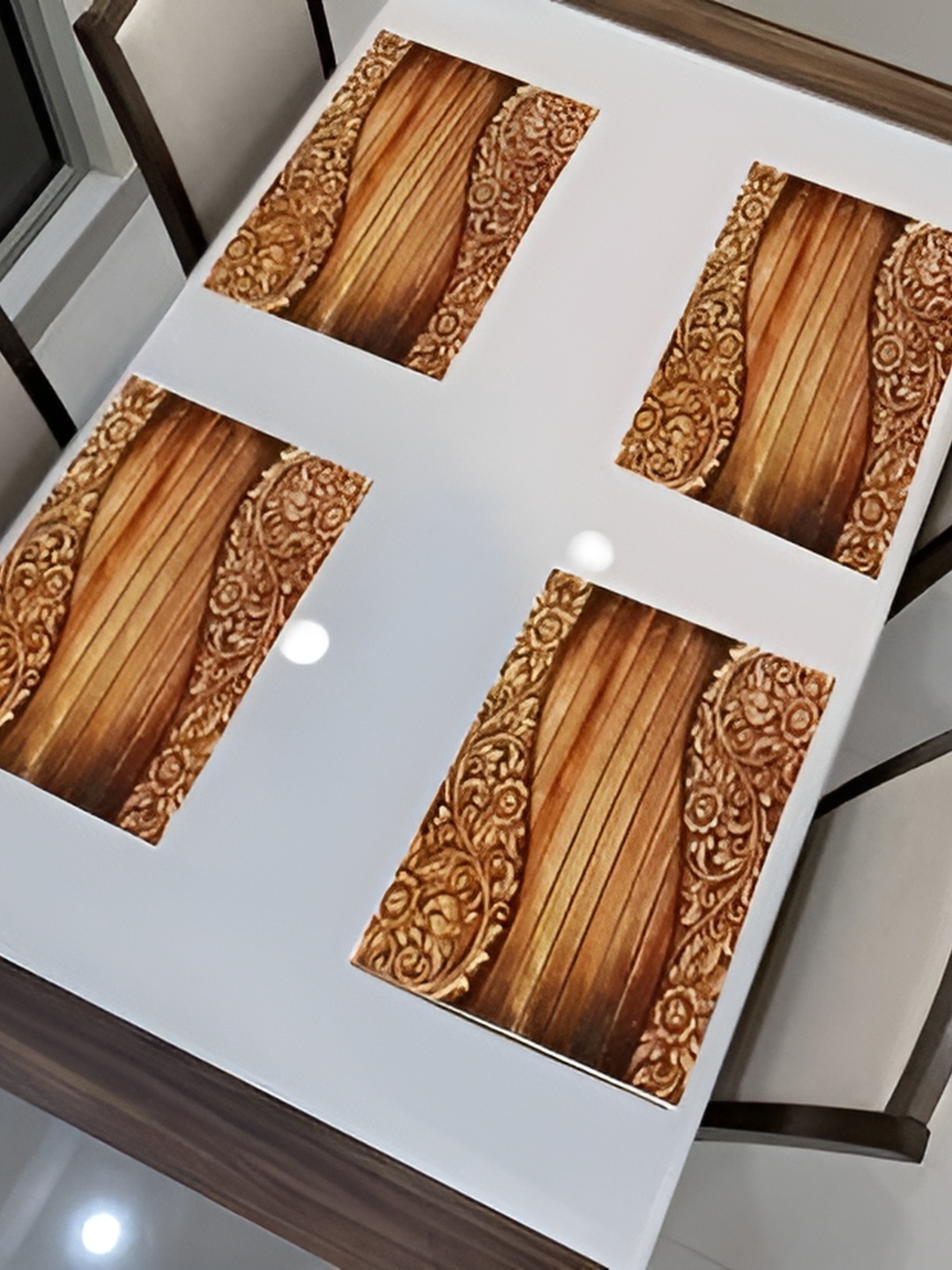 

REVEXO Brown 4 Pieces Printed Anti-Slip Table Placemats